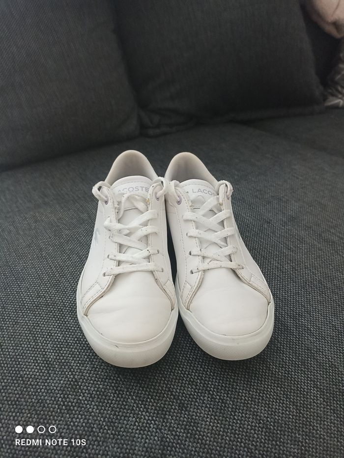 Vends baskets Lacoste taille 33