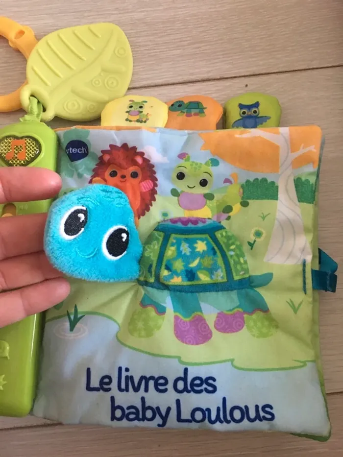 Livre d’activités interactif le livre des baby loulous - photo numéro 4