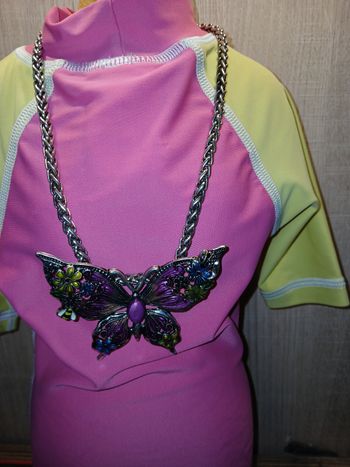 Collier papillom  en emo