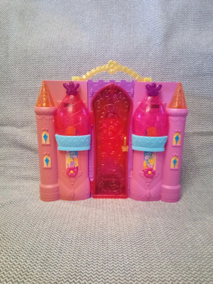 Le Château magique de Barbie - Barbie - photo numéro 2