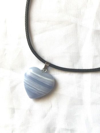 Collier Pendentif Cœur Bleu Rayures Horizontales Amour Bijou Fantaisie Femmes