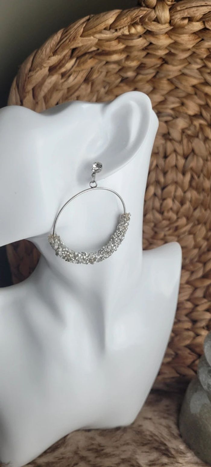 Jolie boucles d'oreilles créole argenté - photo numéro 3