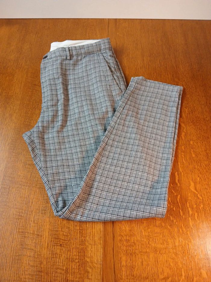 Pantalon ZARA taille 44 bon etat