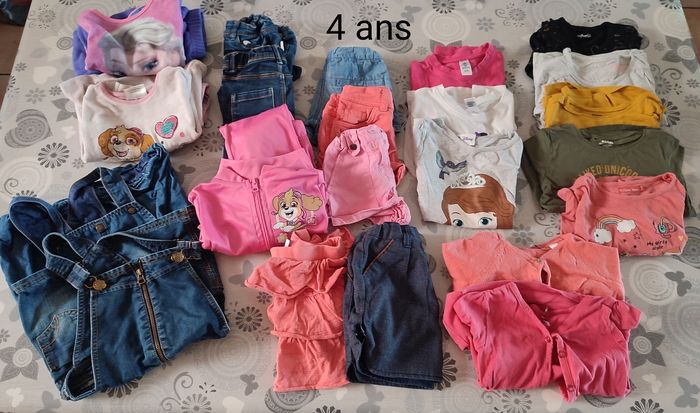 Lot de vêtements