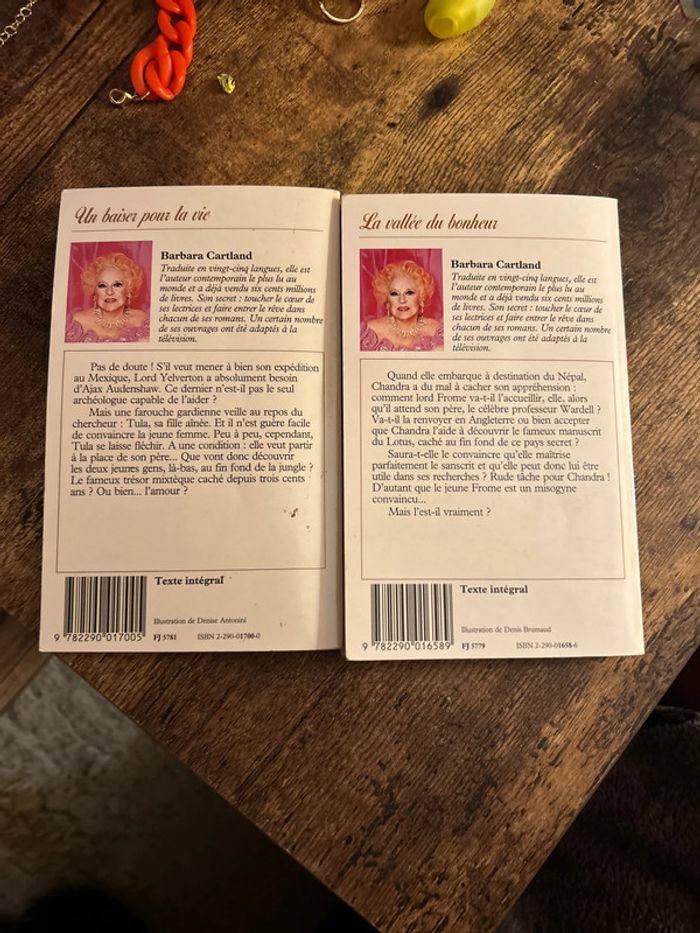 lot 2 livres de Barbara Cartland - photo numéro 2