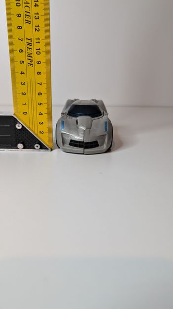 [Transformers] Gravity bot sides wipe Megatron