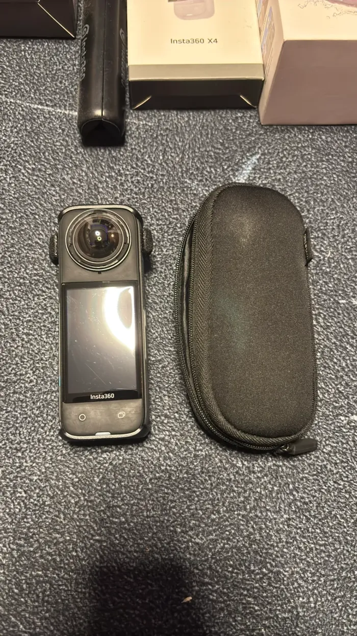 Insta360 · Noir - photo numéro 2