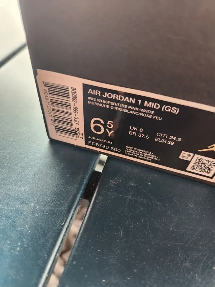Air jordan 1 mid Taille 39 neuves femme blanc rose fuchsia - photo numéro 10