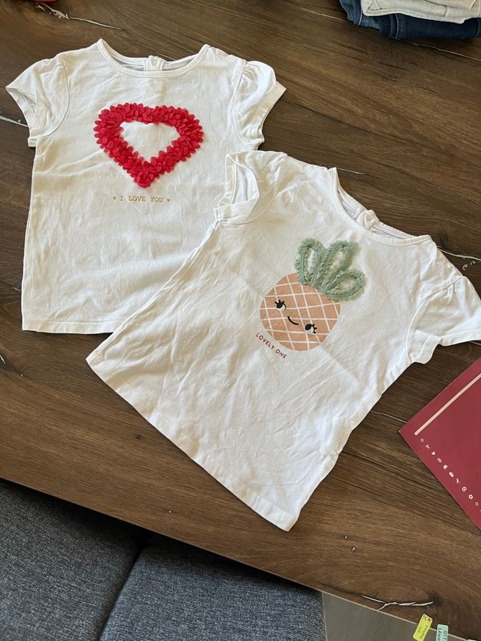 Lot 2 t-shirts fille Kiabi - photo numéro 1