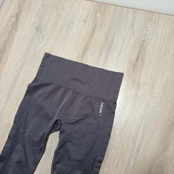 Legging gymshark femme M violet foncé - photo numéro 3