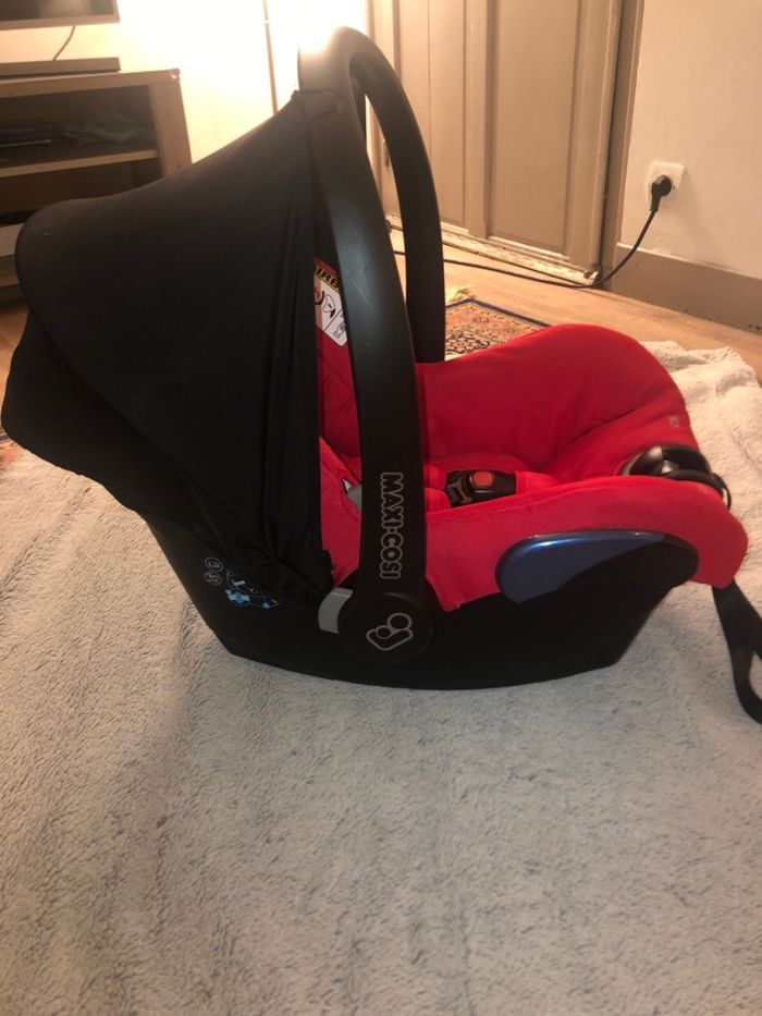 Siège auto Maxi-Cosi Citi rouge – neuf avec adaptateurs - photo numéro 2