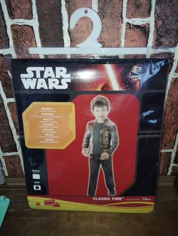 Déguisement star Wars classic finn taille 7-8 ans
