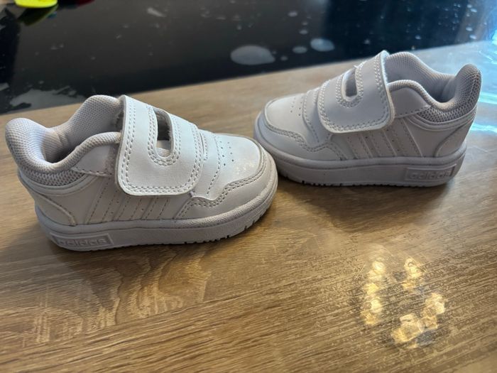 Chaussure adidas - photo numéro 3