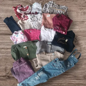 Lot taille 23 mois