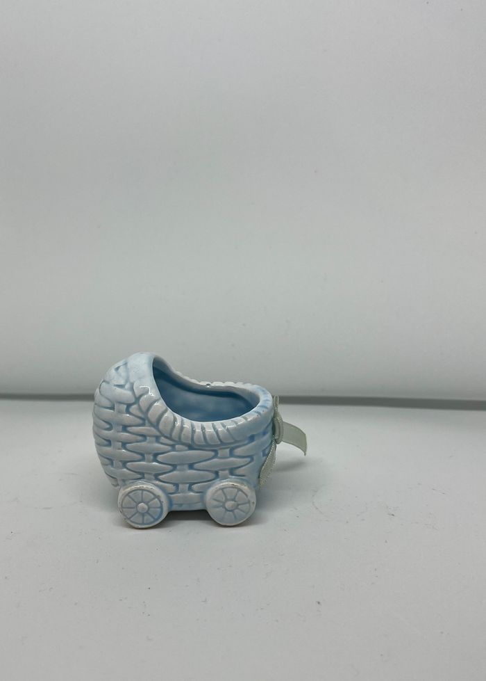 Décoration / Bibelot de baptême – Landau bleu - photo numéro 4