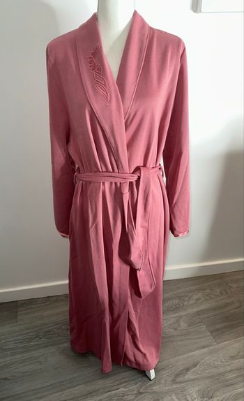 Peignoir long et broderies vieux rose Vintage T48 4XL