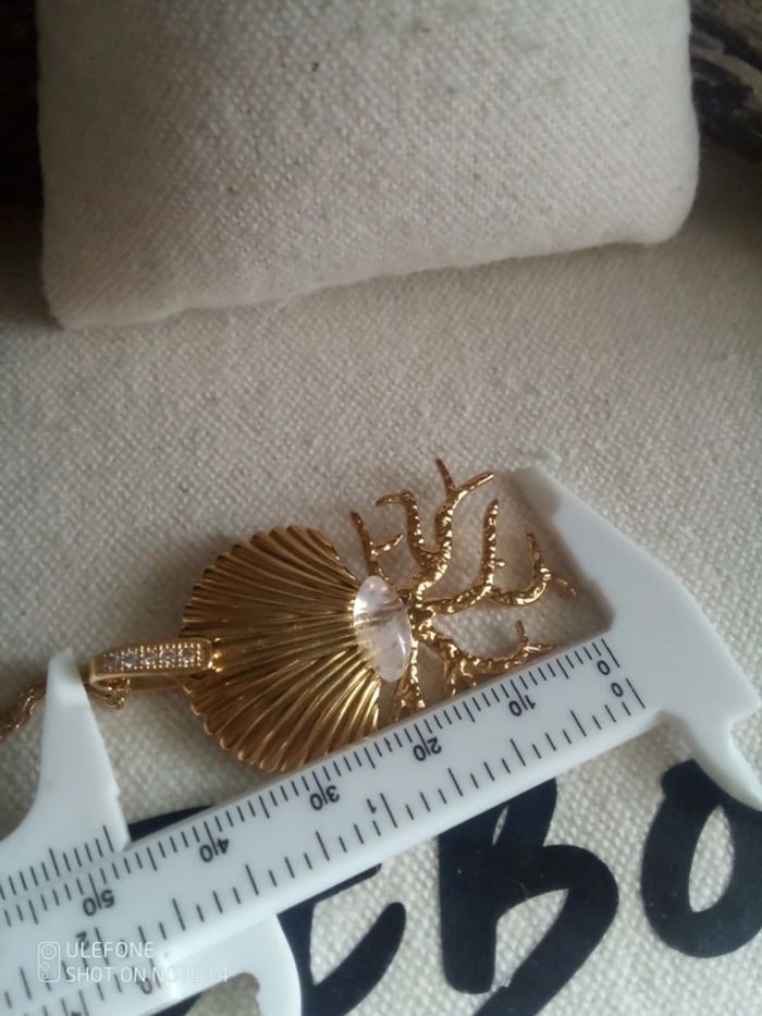 Collier coquillage corail et pierre de lune - photo numéro 2