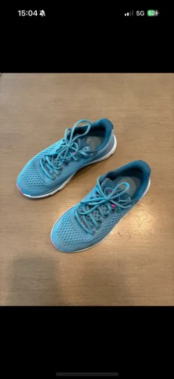 Baskets femme Under Armour