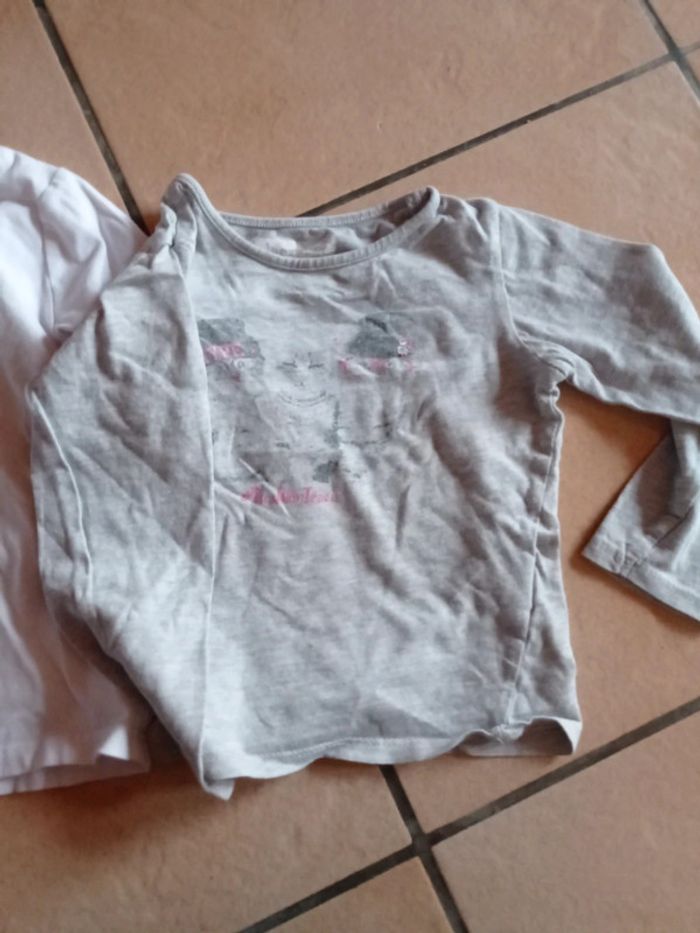 Lot deux tee-shirts manches longues - photo numéro 3