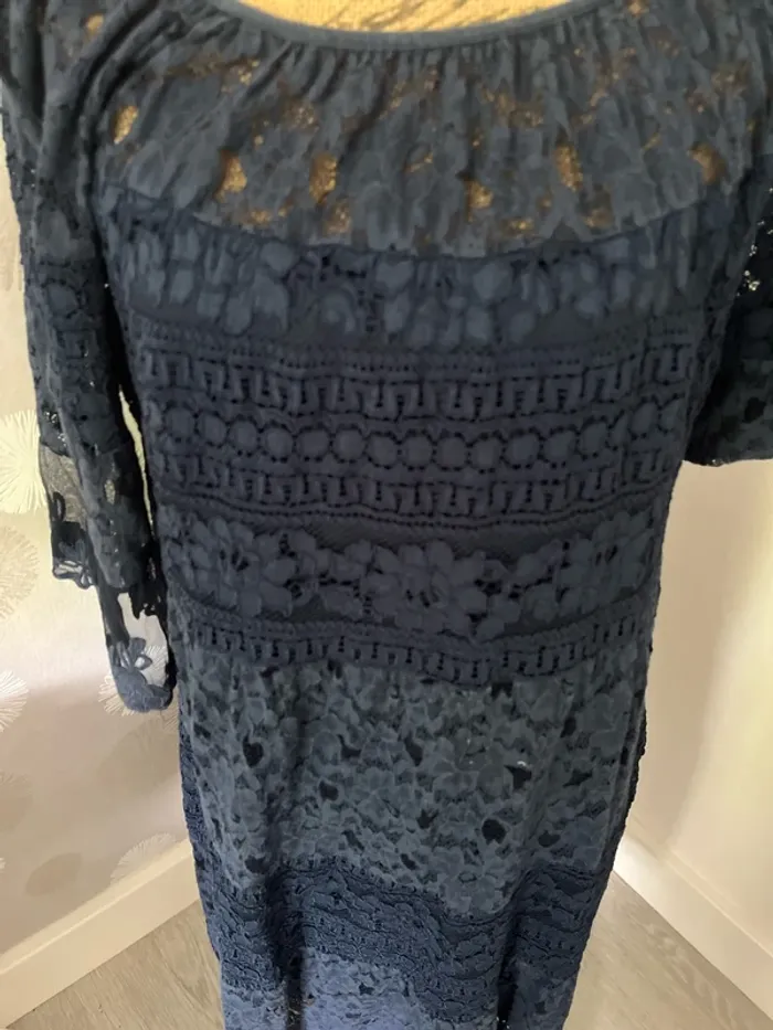 Robe dentelle doublée - photo numéro 2