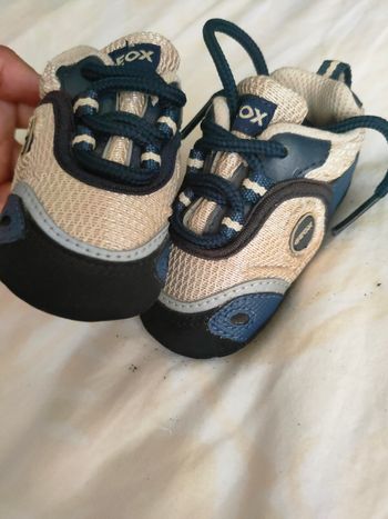 Superbes baskets chaussures Geox Respira taille 17