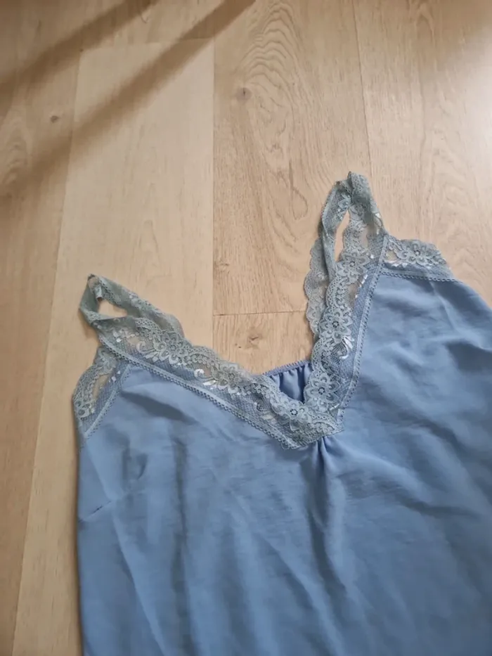 Haut femme - photo numéro 2
