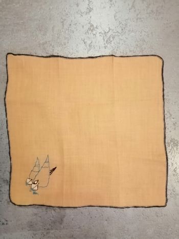 napperon ou mouchoir carré orange