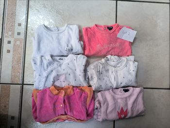 Lot 2 de 6 pyjamas/grenouillères 1 mois