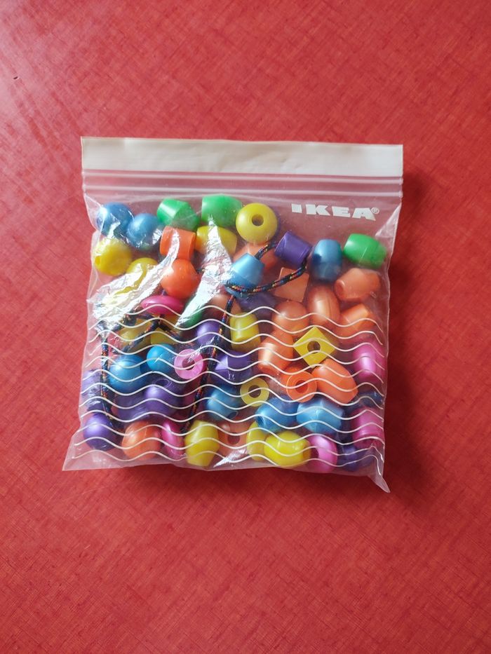 Perles plastiques
