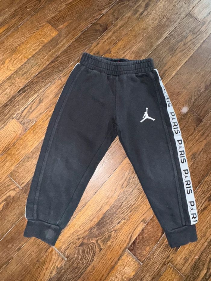 Jogging Jordan 3 ans