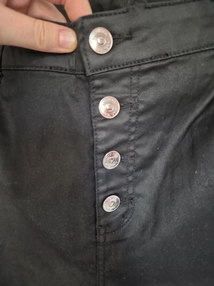 Pantalon slim effet enduit noir taille haute kiabi taille 50 - photo numéro 2
