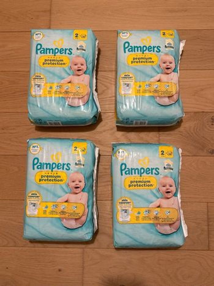 Lot de 4 paquets couches Pampers Premium Protection - Taille 2 - photo numéro 2