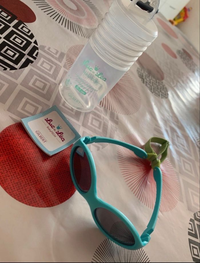 Lunette soleil  bébé