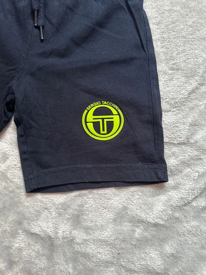 Short Sergio tacchini 3 ans - photo numéro 2