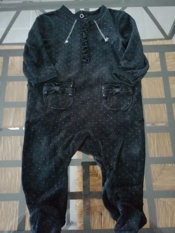 Pyjama noir à pois gris