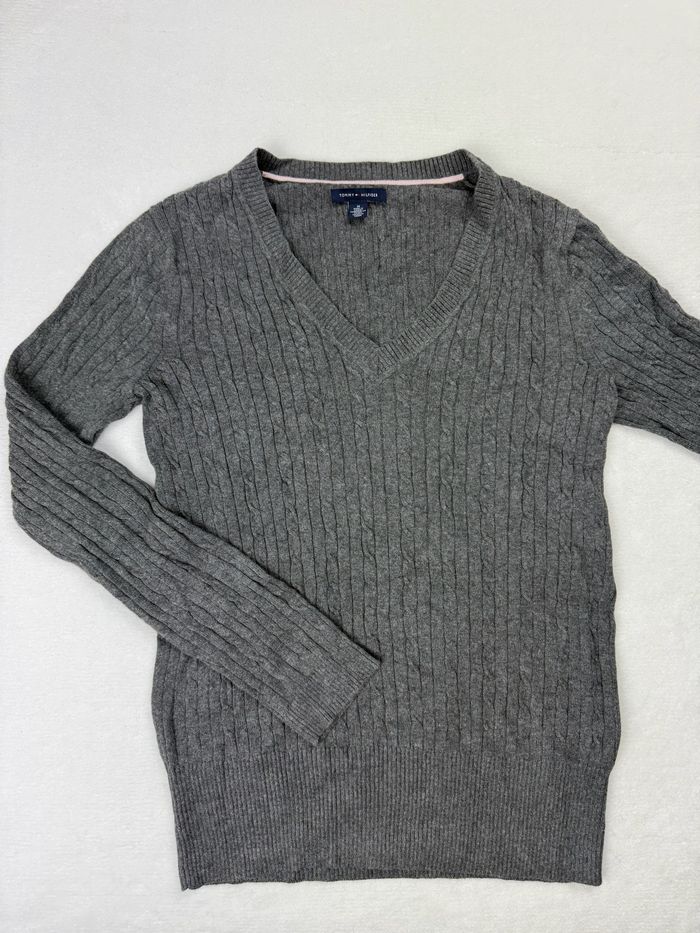 Pull maille torsadée Tommy Hilfiger pour femme gris col V taille M parfait état SM01225 - photo numéro 2