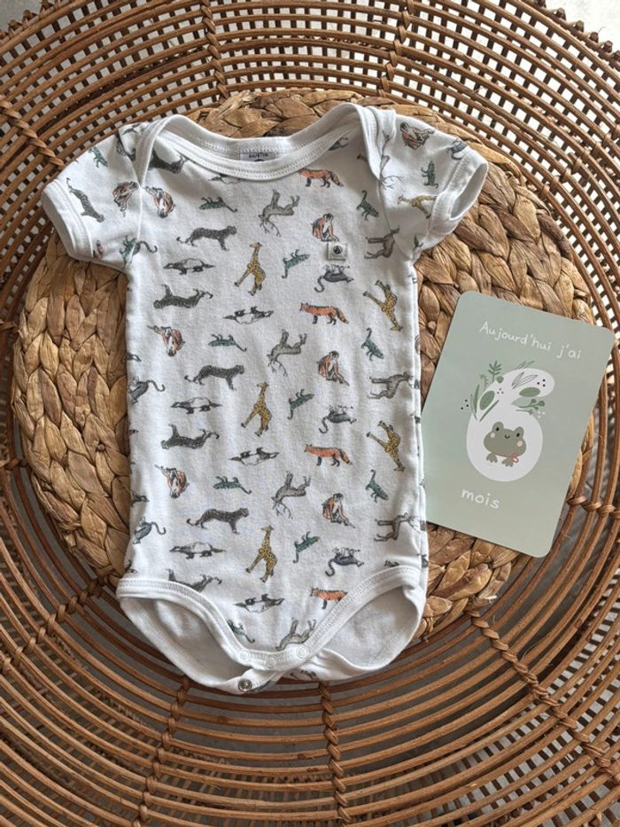 Body, petit bateau, taille six mois