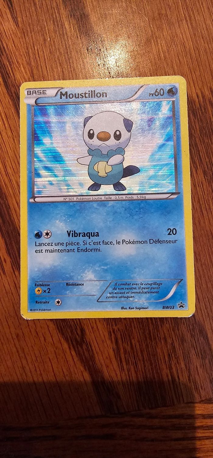 Carte pokemon moustillon holographique