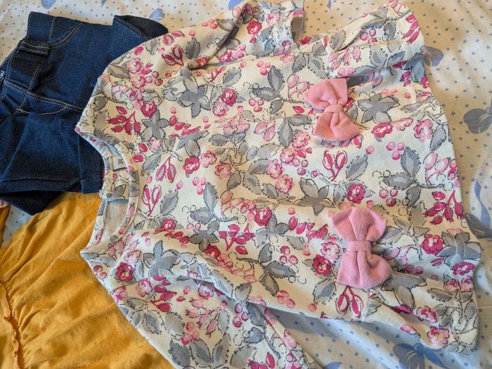 Lot Robe legging hauts . 1 et 3 mois Kiabi et la redoute - photo numéro 2