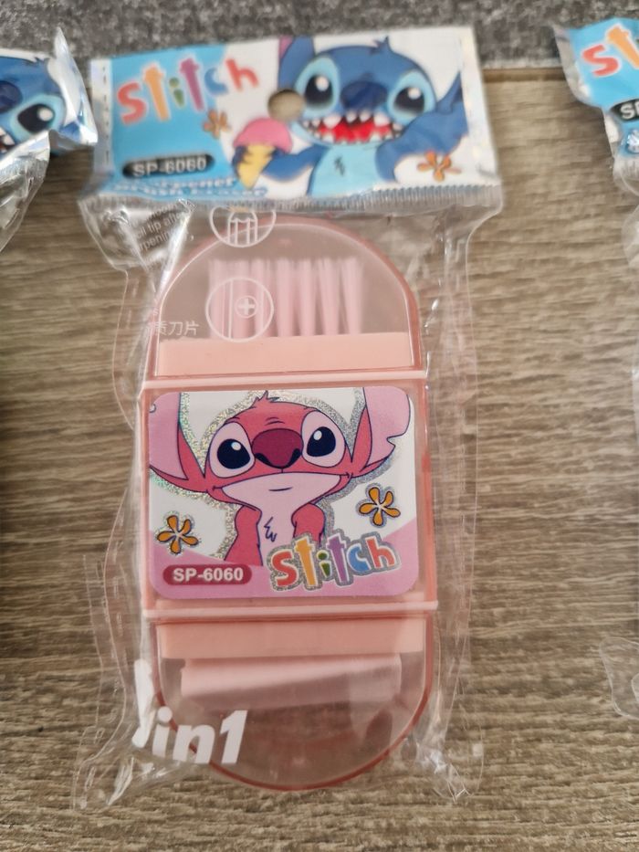 Gomme stitch neuf - photo numéro 3