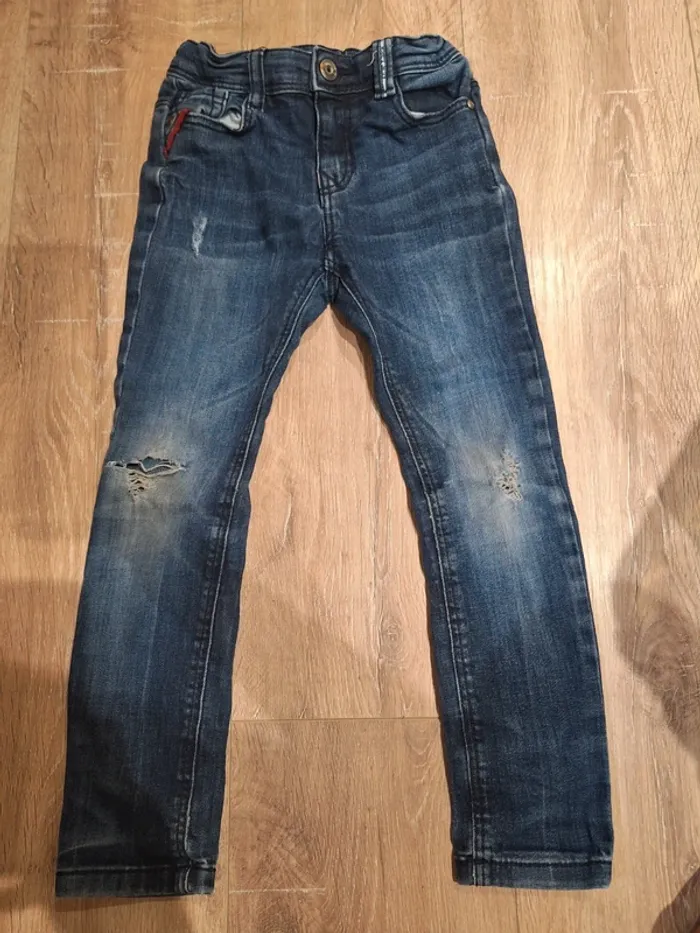 Jean souple regulare taille 5 ans