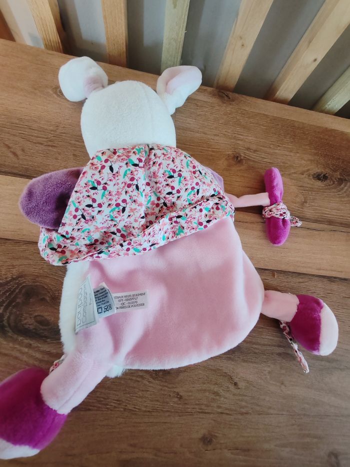 Marionette cerise doudou et compagnie - photo numéro 3
