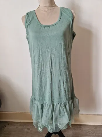 Débardeur long vert aya taille xxl froufrou tulle dentelles