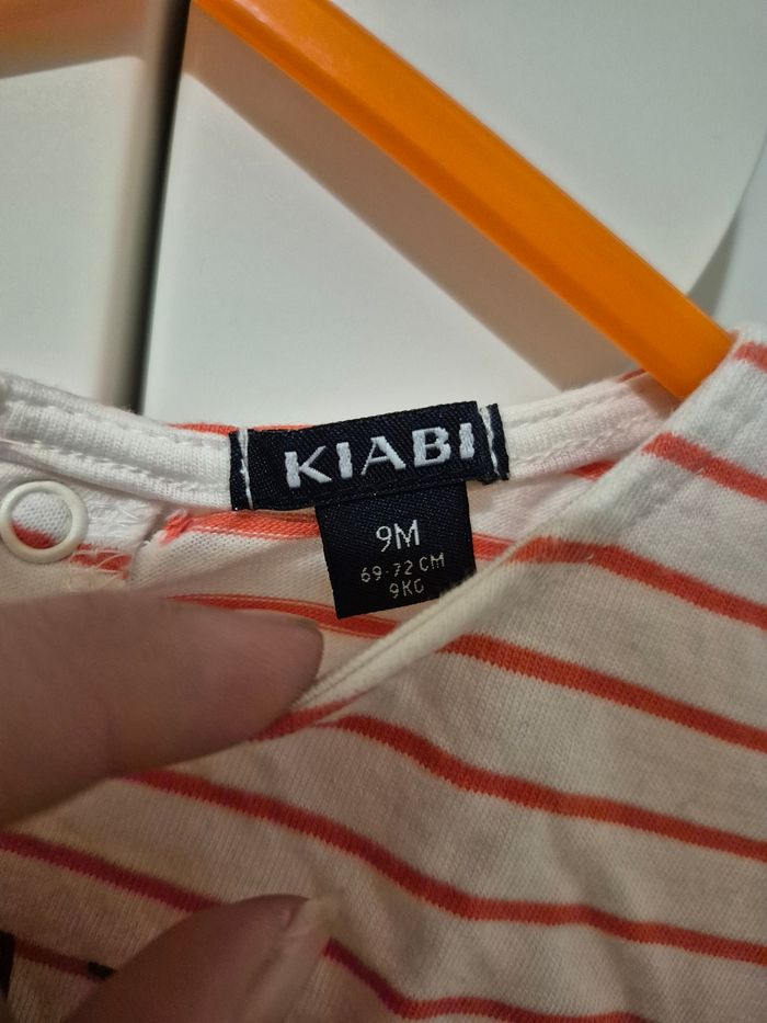 Robe Kiabi taille 9 mois - photo numéro 2