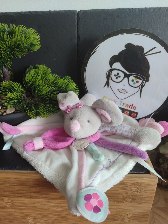 Doudou et compagnie Pearly souris plat carré rose violet blanc fleur dc2978 3270