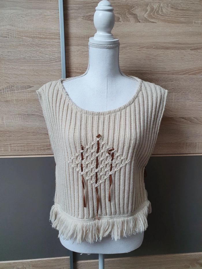 Haut style poncho.