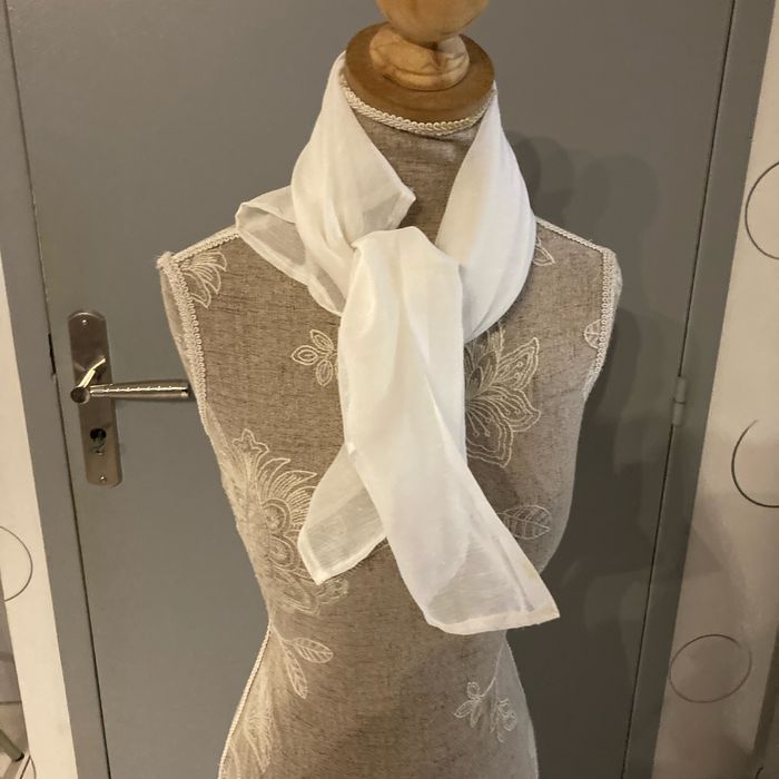 Foulard blanc
