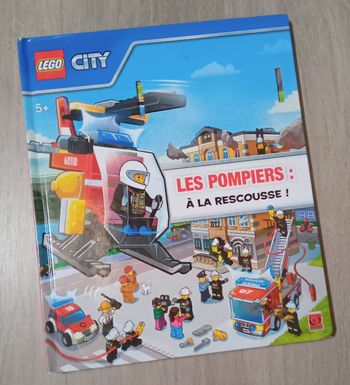 Livre Lego City "Les pompiers à la rescousse !"