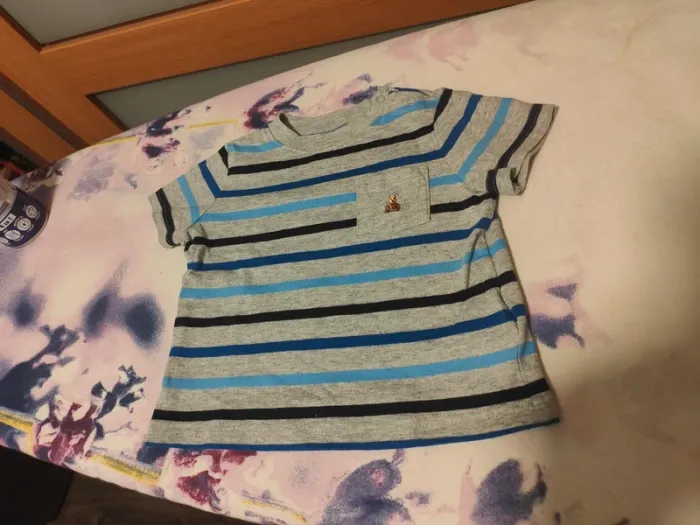 T-shirt Gap Kids rayé bleu et gris 12 mois