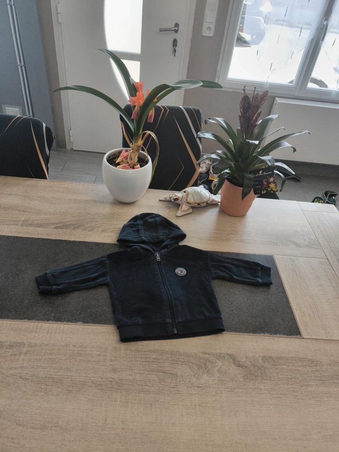 Gilet zippé à capuche garçon 9 mois Kiabi